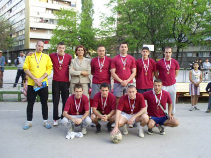 NIKOLA SEKULIC (ekipa domacina - organizatosa, sa bronzanim medaljama)